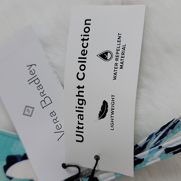 Vera Bradley Ultralight Luggage ID Cut Vines Cool - Picture 5 of 5